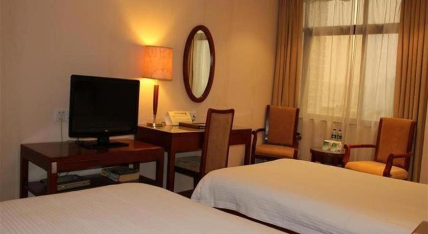 Greentree Inn Shenzhen Dongmen Business Hotel מראה חיצוני תמונה