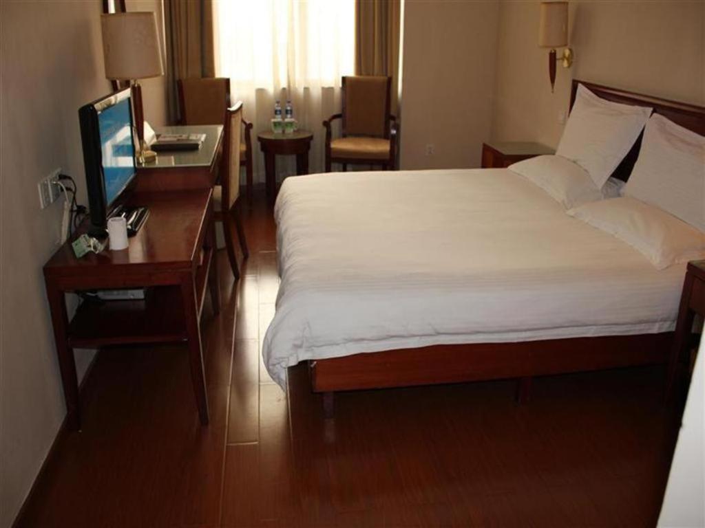 Greentree Inn Shenzhen Dongmen Business Hotel מראה חיצוני תמונה